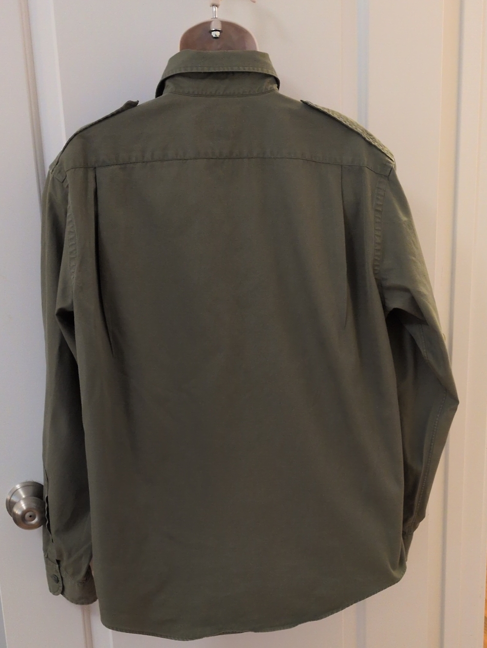 Willis & Geiger Outfitters Epaulet Button Down - Picture 5 of 13